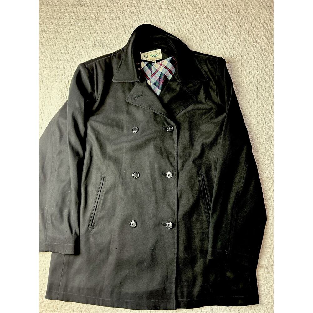 Women’s Vintage L.L. Bean Black Mid-Length Med. Lightweight/Rain Coat/No Hood